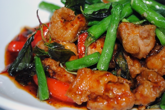 gai pik khing: crispy sliced chicken & string beans wok-fried with sweet kaffir pik-khing chili